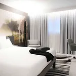 Hotel Novotel Cote De Nacre 4*