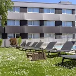 Hotel Novotel Cote De Nacre 4*