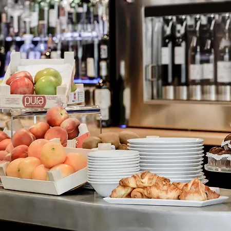 Novotel Cote De Nacre 4* Кан