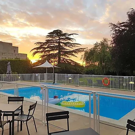 Hotel Novotel Cote De Nacre