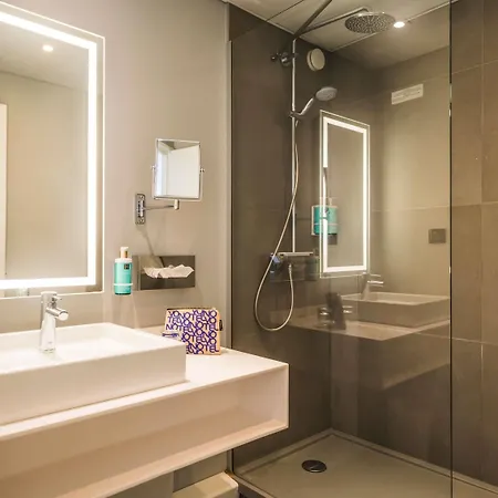 Novotel Cote De Nacre Hotel Caen