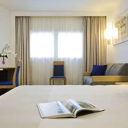 Novotel Cote De Nacre Hotel