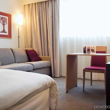 Hotell Novotel Cote De Nacre 4*