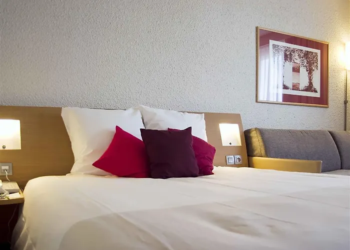 Novotel Cote De Nacre Отель Кан