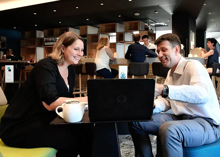 Novotel Cote De Nacre Отель Кан