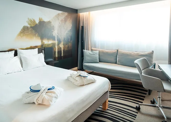 Novotel Cote De Nacre 4* Кан