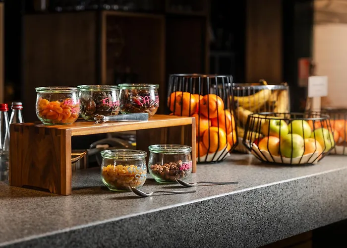 Отель Novotel Cote De Nacre 4*