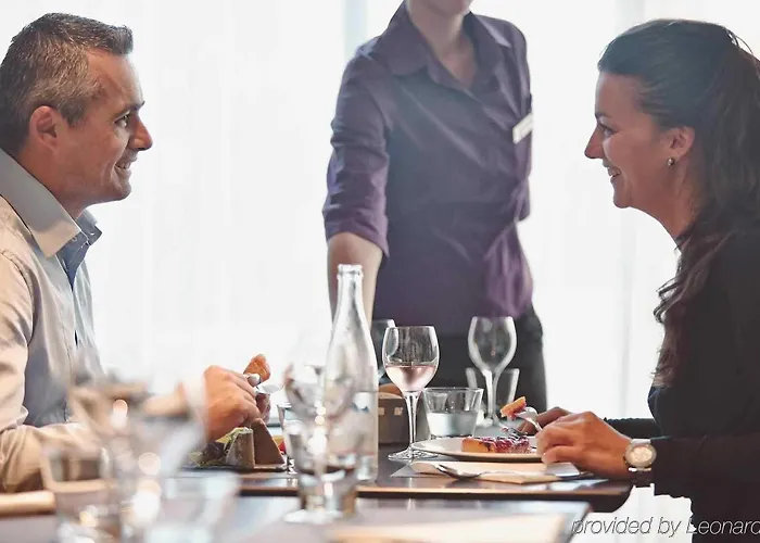 Hotel Novotel Côte De Nacre 4*